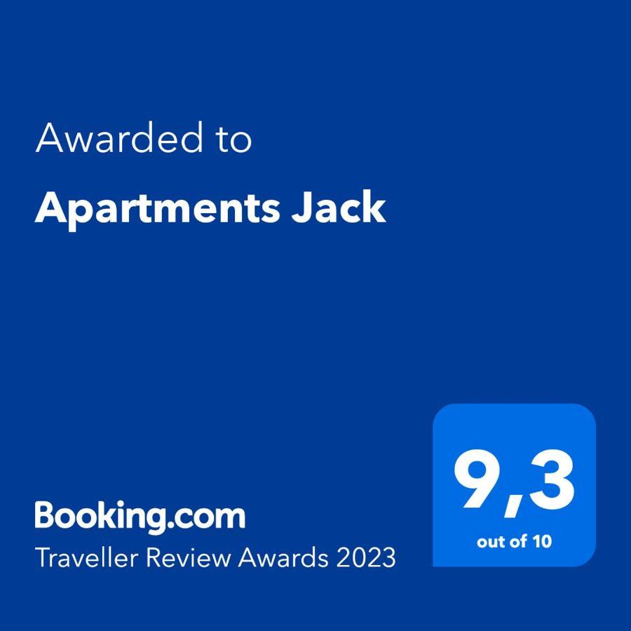 Apartments Jack Bihac Bagian luar foto